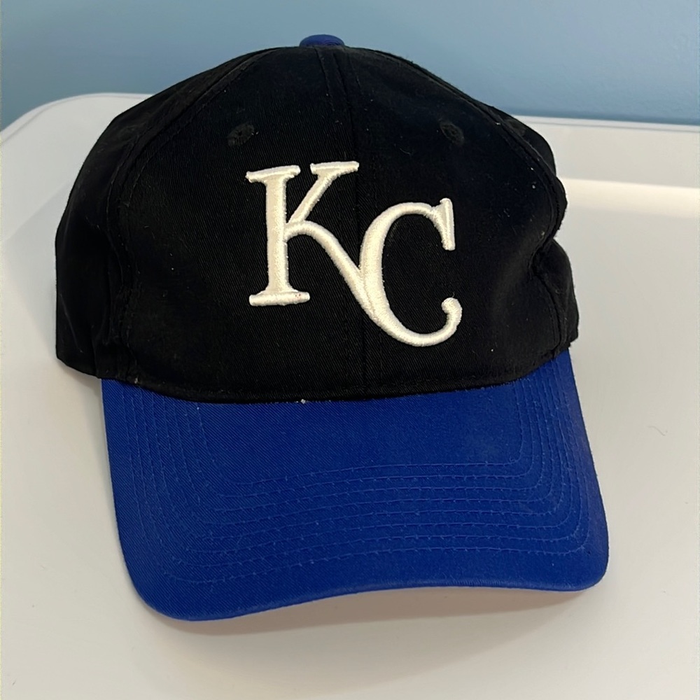 Kansas City Royals Baseball Cap Black and Blue Velcro Back Strap OutdoorCap S/M